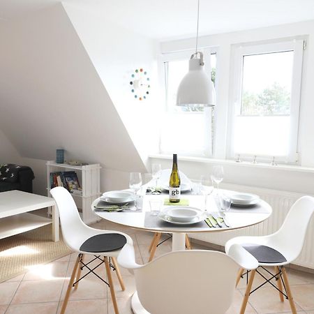 Geschmackvoll Eingerichtete Ferienwohnung Fuer 2 Personen, Verspricht Entspannung Pur. Westerland Bagian luar foto