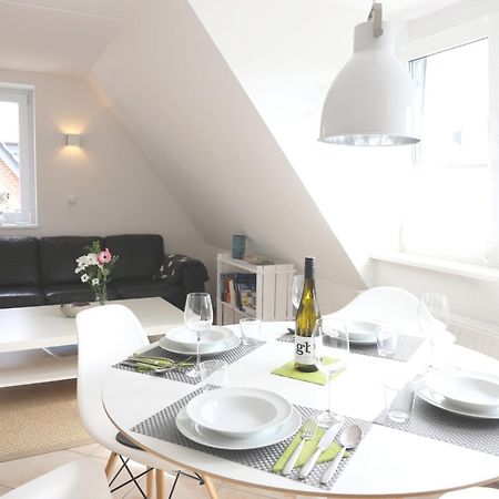 Geschmackvoll Eingerichtete Ferienwohnung Fuer 2 Personen, Verspricht Entspannung Pur. Westerland Bagian luar foto