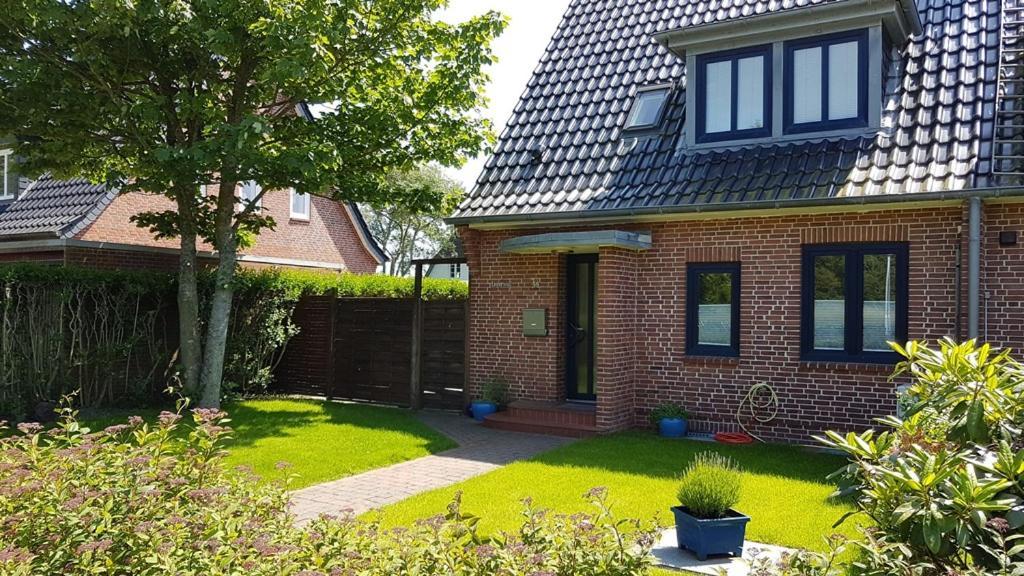 Geschmackvoll Eingerichtete Ferienwohnung Fuer 2 Personen, Verspricht Entspannung Pur. Westerland Bagian luar foto
