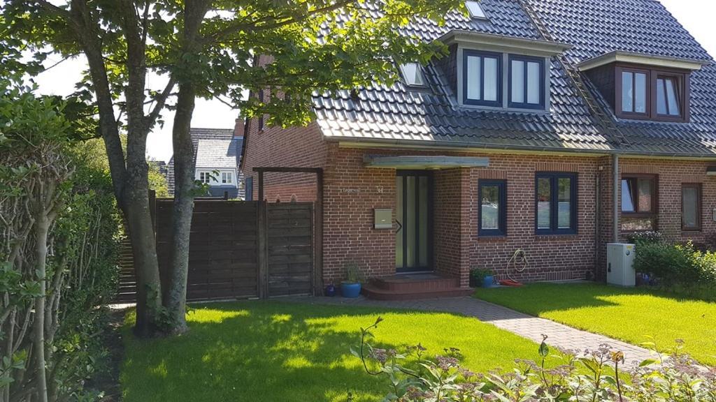 Geschmackvoll Eingerichtete Ferienwohnung Fuer 2 Personen, Verspricht Entspannung Pur. Westerland Bagian luar foto